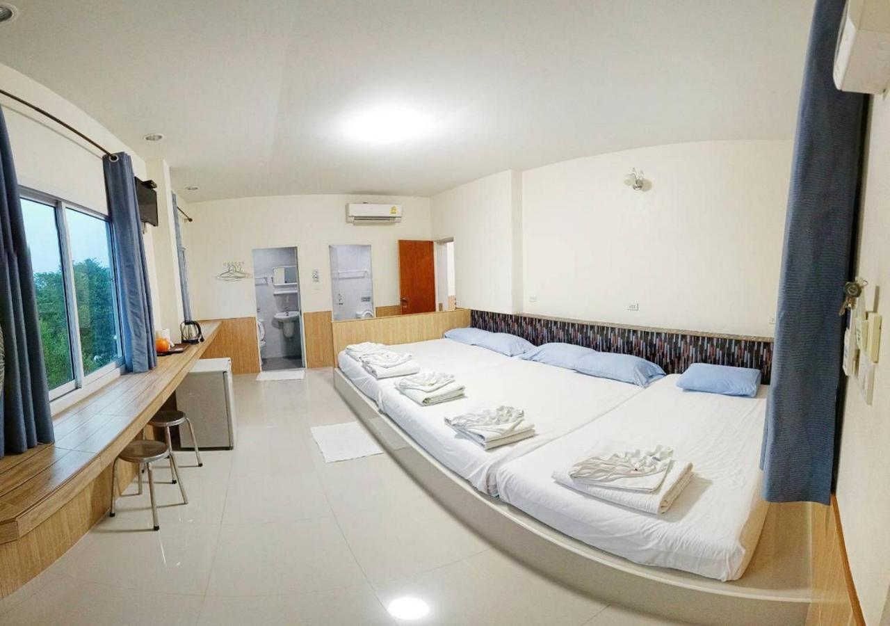 กู๊ดวิวสัตหีบ Hotel Exterior photo